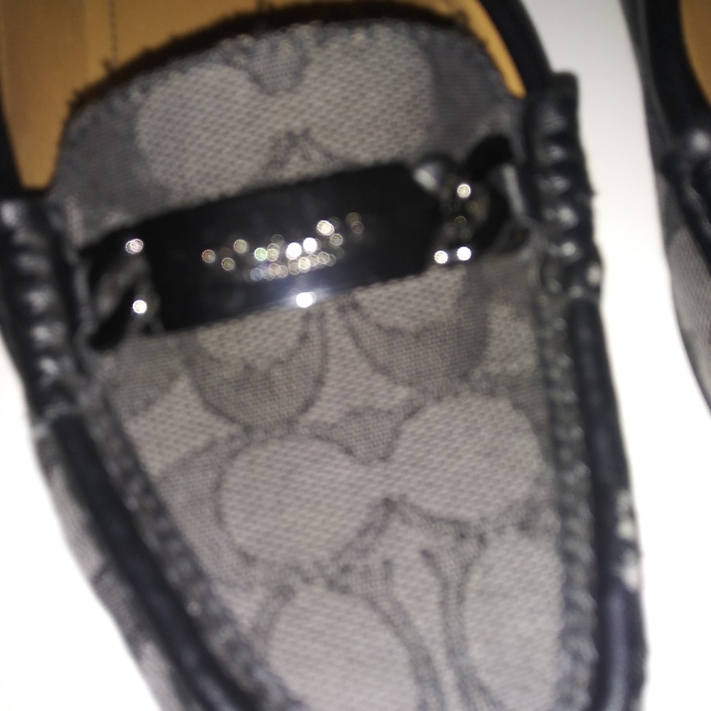 Coach A01918 olive black loafers